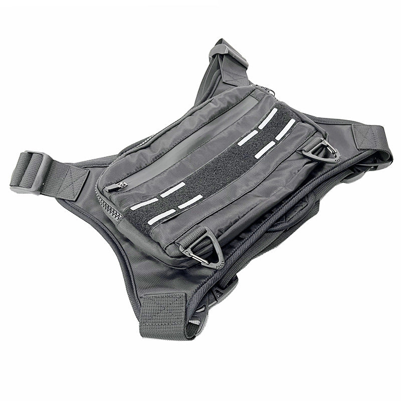 Compact Running Chest Bag – let brysttaske til løb – sort/grå